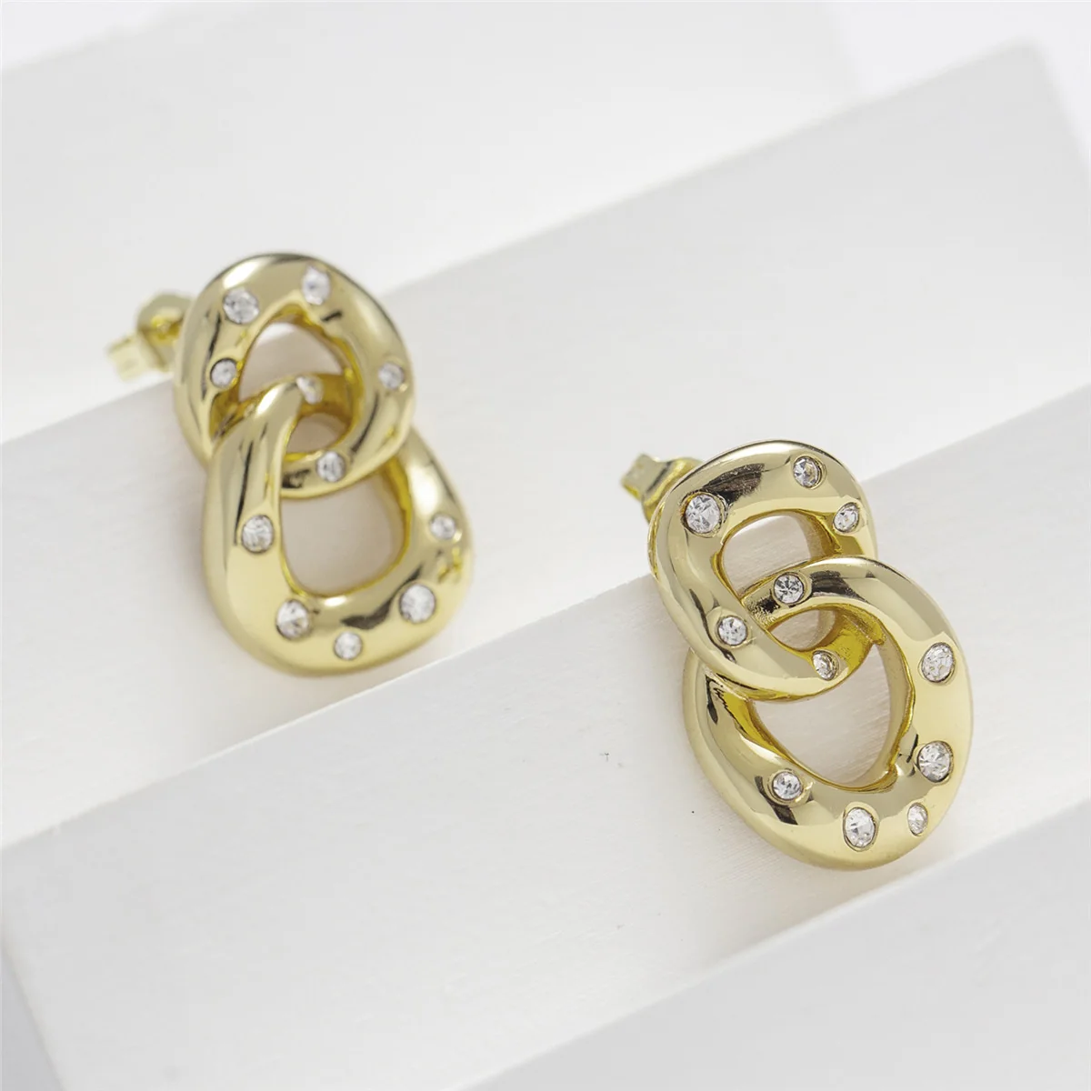 Bonnie 18k White Gold Double Link Chain Drop Earrings with Swarovski Crystals - Image 15